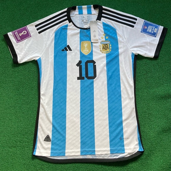 NWT Argentina 2022 WC Champs Gold Patch 3-star PLAYER VERSION Jersey “Messi 10” - Picture 1 of 6